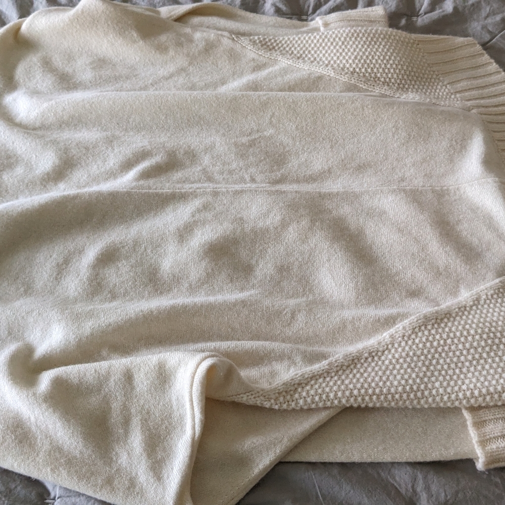 Theory size small cream color cowl neck cashmere sweater